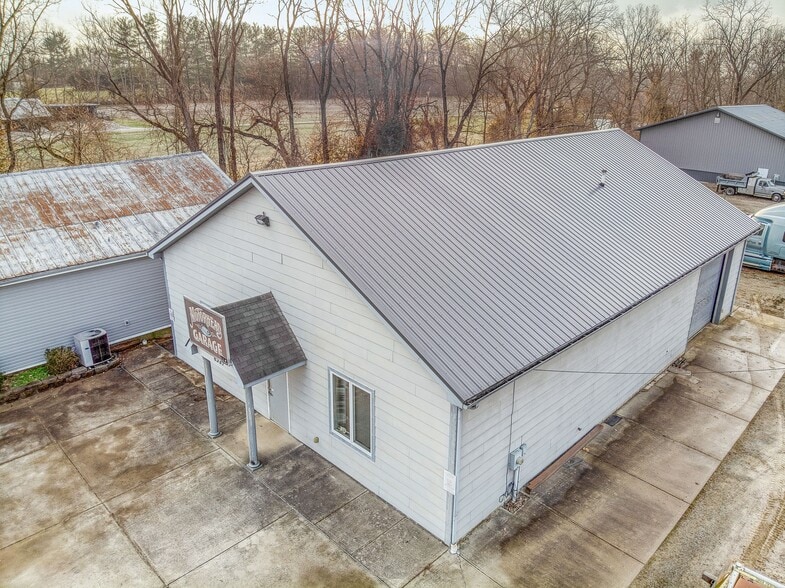 More Photos Of 6387 Ohio 48, Lebanon Specialty For Sale