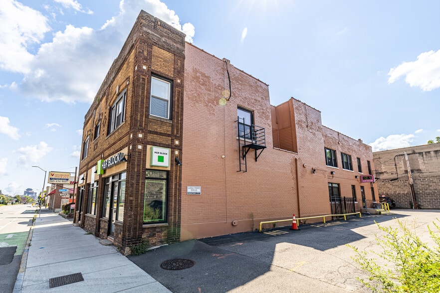 More Photos Of 757 W Main St, Rochester Multifamily For Sale