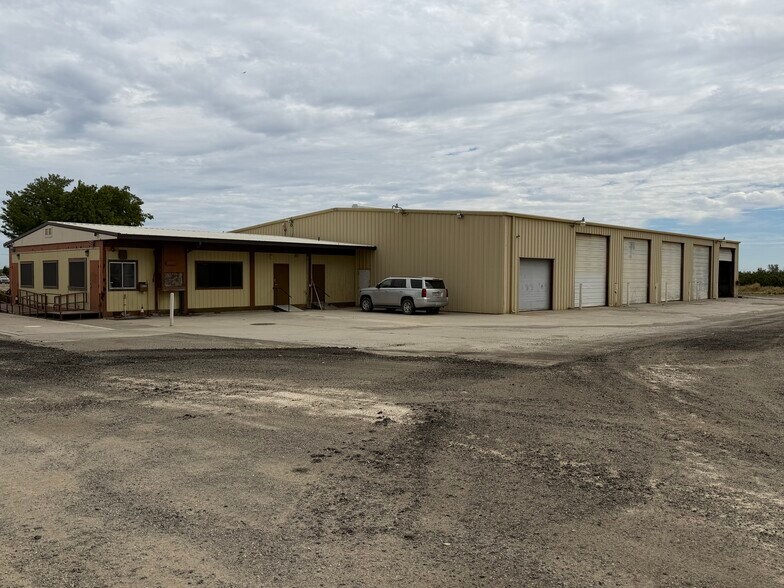 Primary Photo Of 7082 Tule Rd, Arbuckle Industrial For Sale