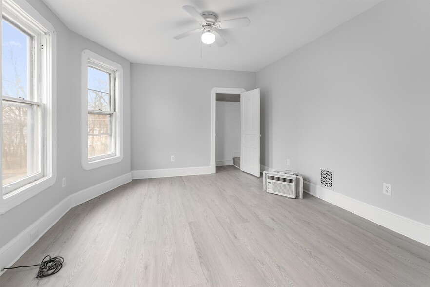 More Photos Of 7504 Zimmerman Ave, Pennsauken Apartments For Sale