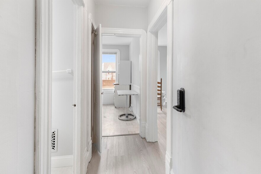 More Photos Of 7504 Zimmerman Ave, Pennsauken Apartments For Sale