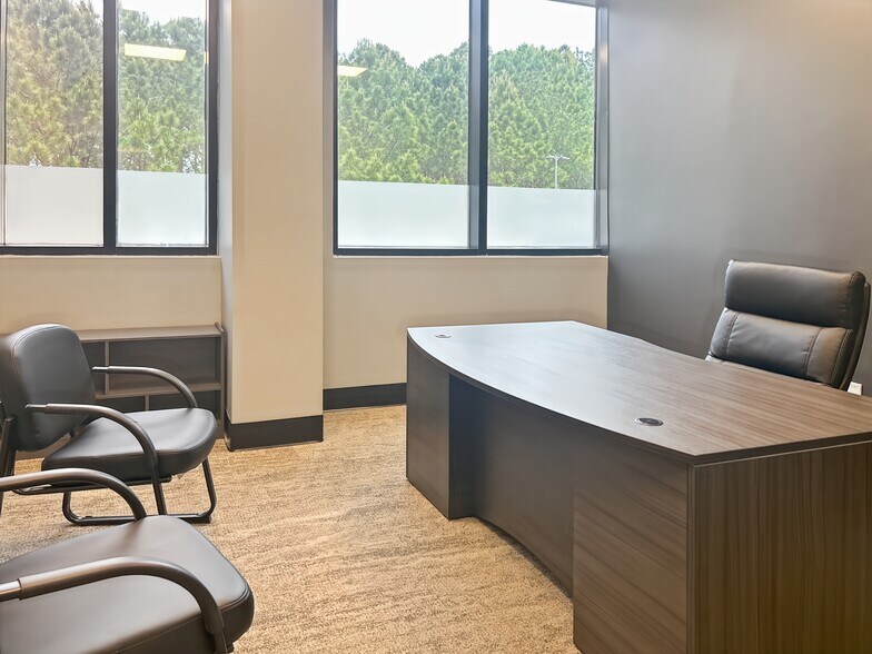 More Photos Of 1301 Industrial Dr, Crestview Coworking Space