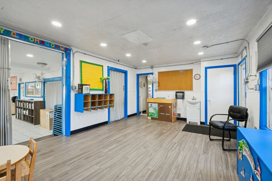 More Photos Of 302 Chimes View Dr, South Ogden Daycare Center For Sale