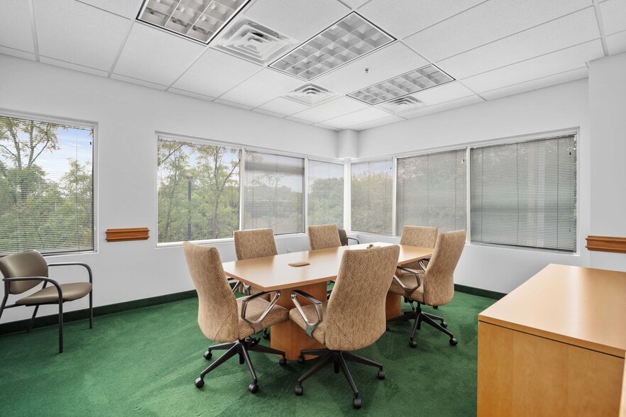 More Photos Of 46650 Corporate Dr, Lexington Park Office For Sale