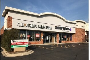 More Photos Of 1228 N Roselle Rd, Schaumburg Freestanding For Sale