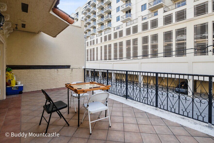 More Photos Of 4551 Ponce De Leon Blvd, Coral Gables Medical For Lease