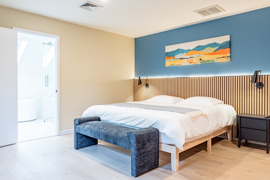 More Photos Of 37 Patricia Dr, Pleasant Valley Specialty For Sale