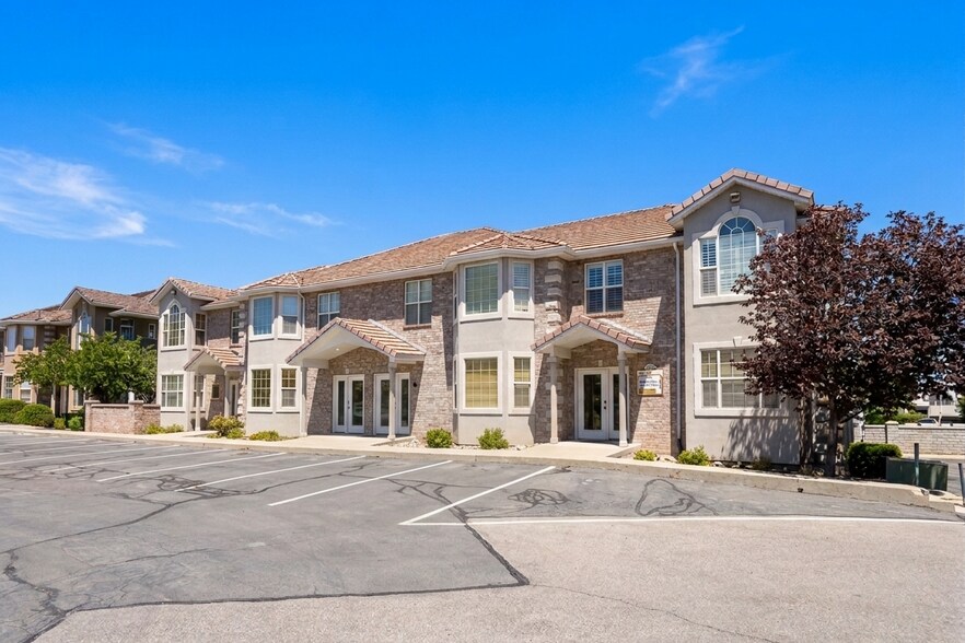 More Photos Of 8823 S Redwood Rd, West Jordan Office For Sale