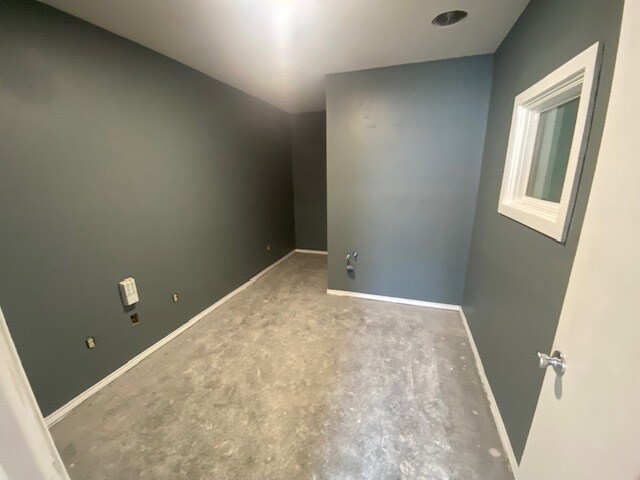 More Photos Of 5816 Berkman Dr, Austin Office For Lease