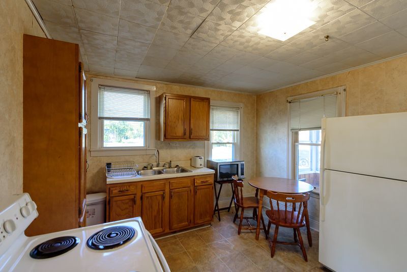 More Photos Of 1108 Humphrey St, Monroe Apartments For Sale