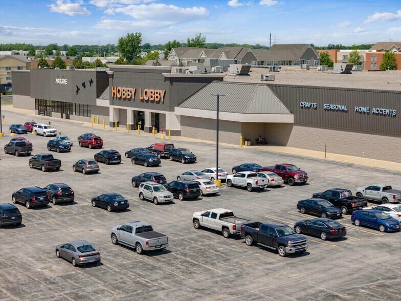 More Photos Of 2268-2580 Tittabawassee Rd, Saginaw General Retail For Lease