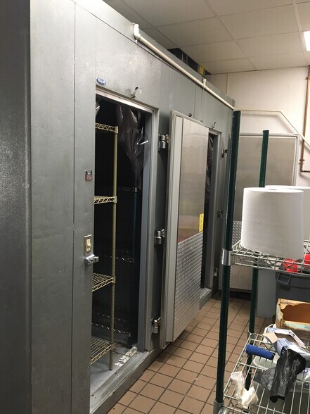 More Photos Of 50 Berlin Rd, Cromwell Unknown For Lease