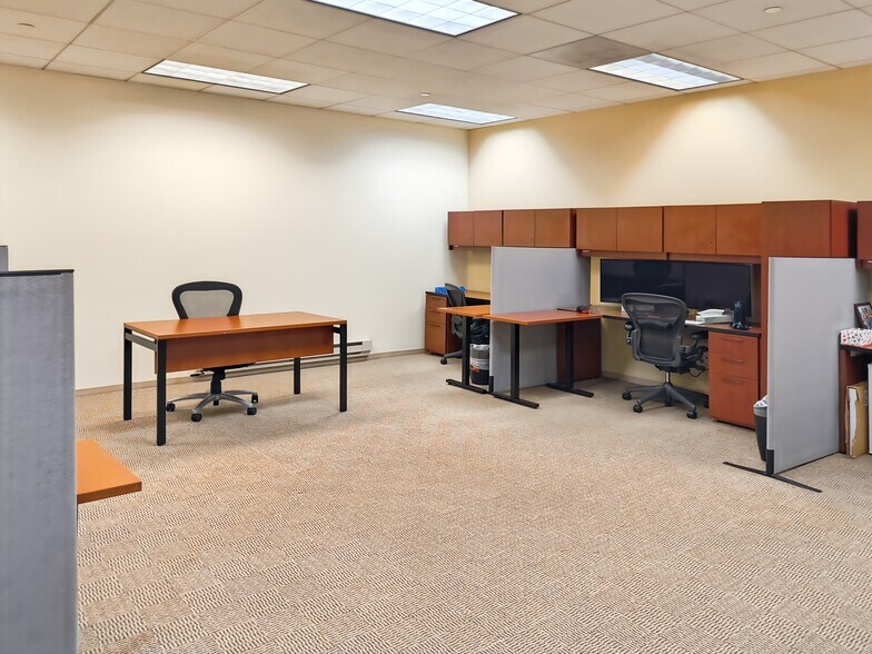 More Photos Of 51 John F Kennedy Pky, Short Hills Coworking Space
