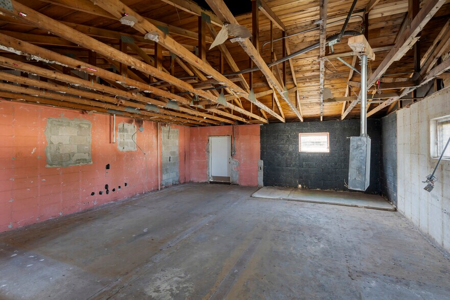 More Photos Of 1324 Highway A1A, Satellite Beach Freestanding For Sale