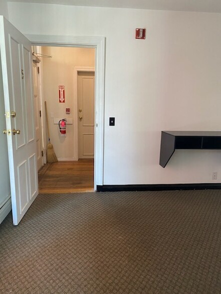 More Photos Of 272 Broadway, Providence Apartments For Lease