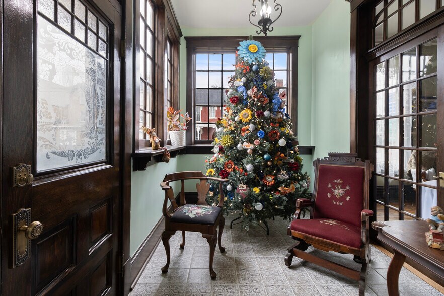 More Photos Of 306 Main Ave, Weston Office For Sale