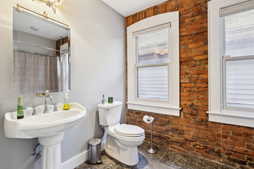 More Photos Of 801 Literary Rd, Cleveland Storefront Retail Residential For Sale