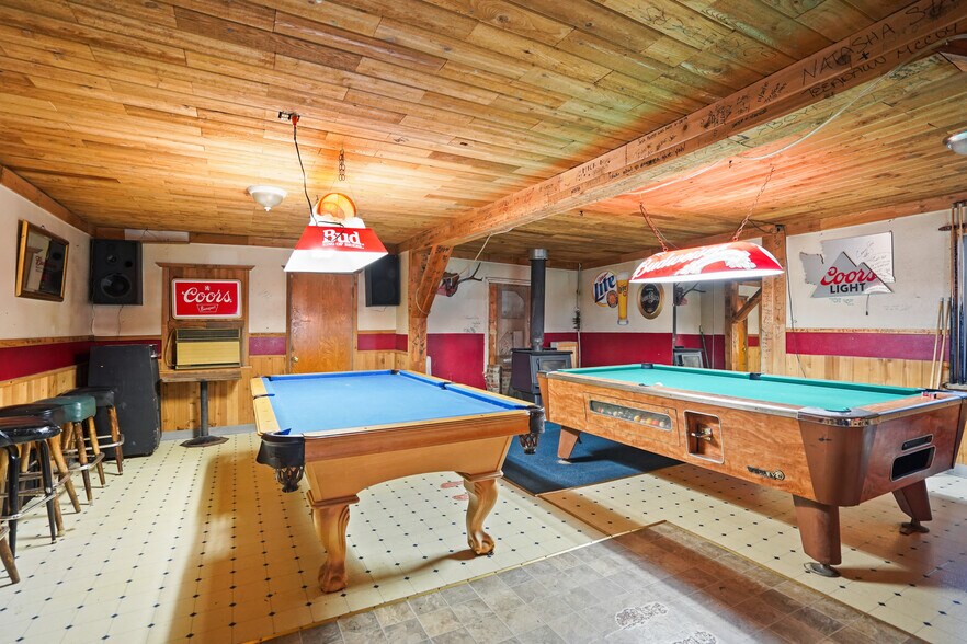 More Photos Of 4976 WA-25 Hwy, Hunters Bar For Sale