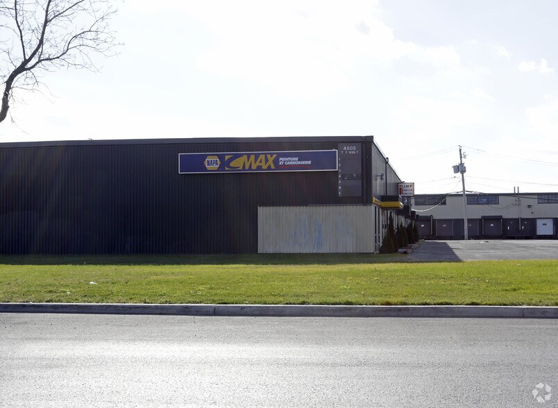 More Photos Of 4505 Av Thibault, Longueuil Warehouse For Lease