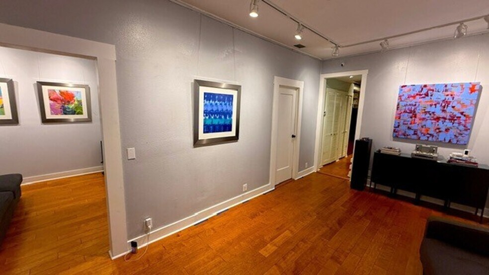 More Photos Of 1923 E 6th Ave, Tampa Office For Sale