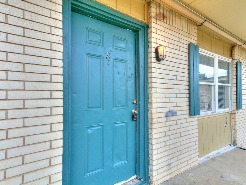 More Photos Of 1731 NW 32nd St, Oklahoma City Apartments For Sale