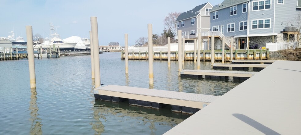 More Photos Of 41 Pennsylvania Ave, Waretown Marina For Sale