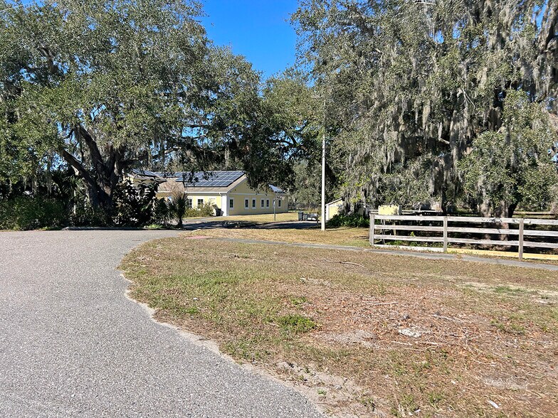 More Photos Of 7021 Lithia Pinecrest Rd, Lithia Land For Sale