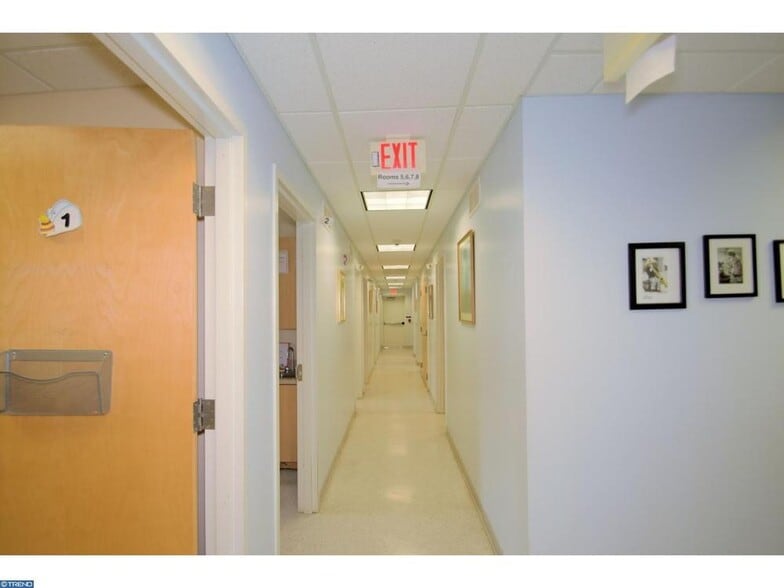 More Photos Of , Warminster Township Office For Sale