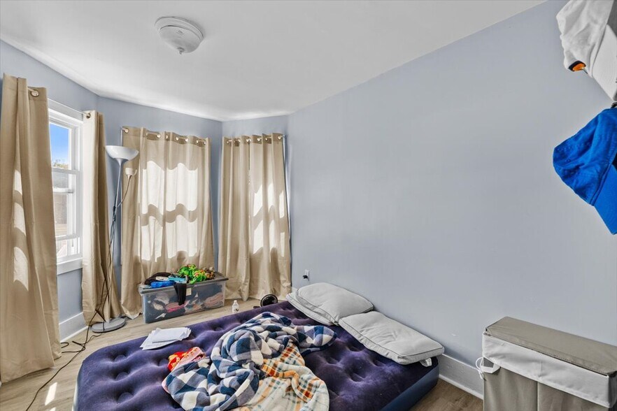 More Photos Of 412 N 8th St, Stroudsburg Apartments For Sale