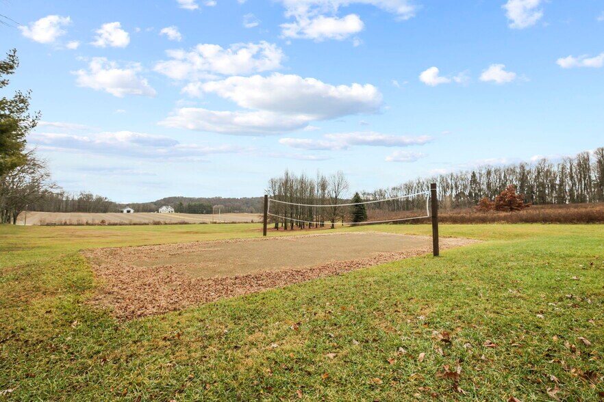 More Photos Of 5734 Durbin Rd, Bellville Specialty For Sale