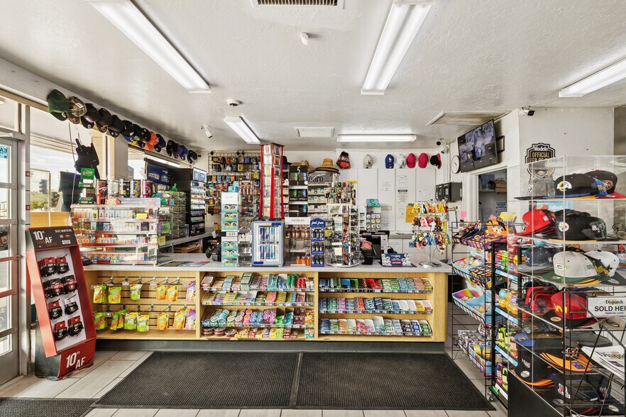 More Photos Of 320 W Florence Blvd, Casa Grande Convenience Store For Sale