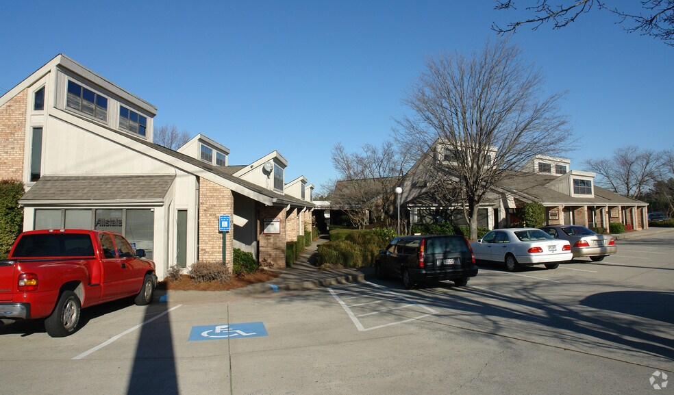 More Photos Of 3069 Amwiler Rd, Atlanta Medical For Lease