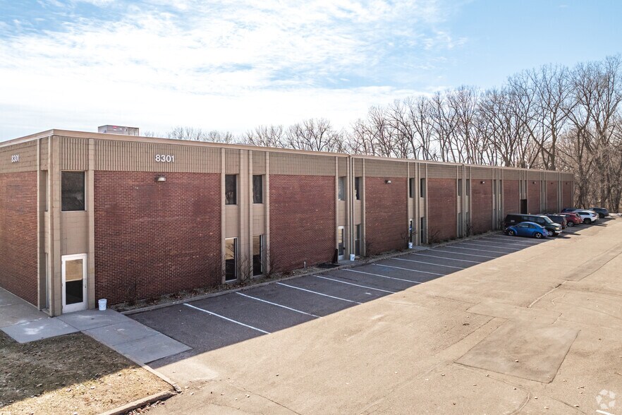 Primary Photo Of 8301 Brooklyn Blvd, Brooklyn Park Warehouse For Lease