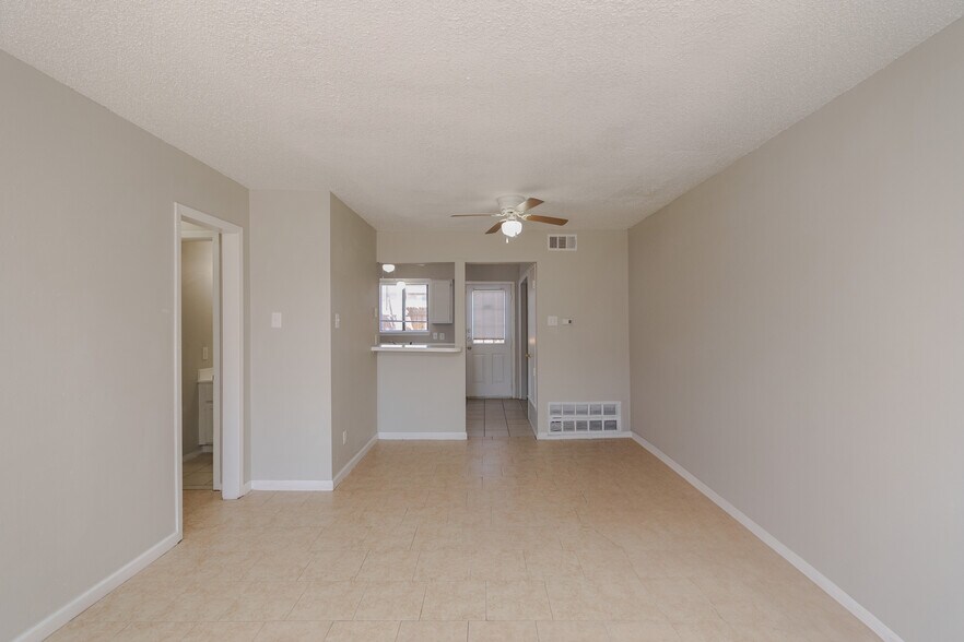 More Photos Of 2813 Wimbledon Ct, Garland Apartments For Sale