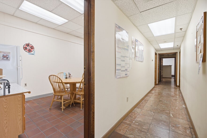 More Photos Of 59 Foundry St, Central Falls Manufacturing For Sale