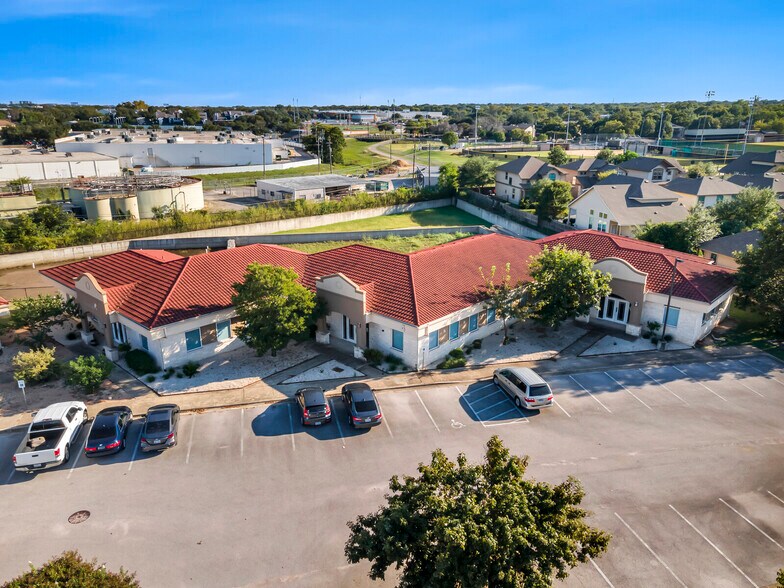 More Photos Of 10601 Pecan Park Blvd, Austin Office For Sale