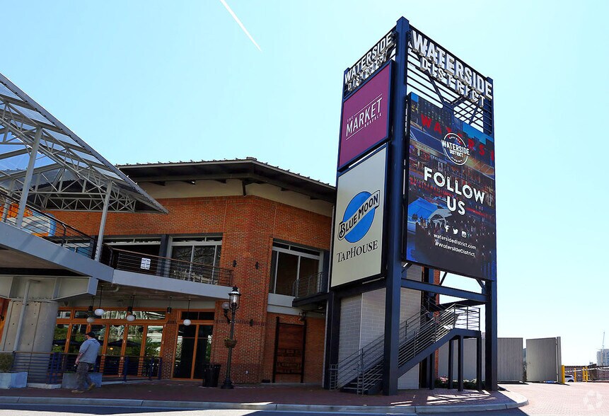 More Photos Of 333 Waterside Dr, Norfolk Unknown For Lease