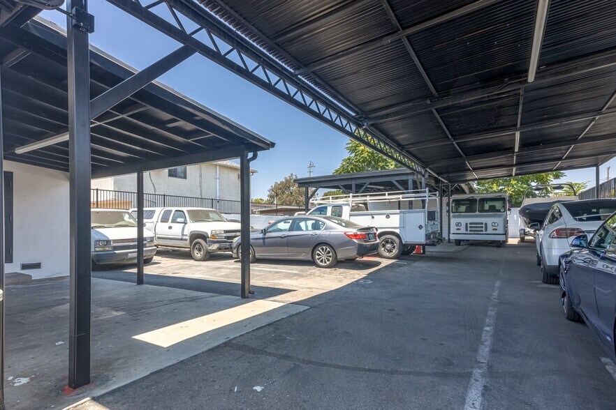 More Photos Of 13449 Van Nuys Blvd, Pacoima Storefront Retail Office For Sale