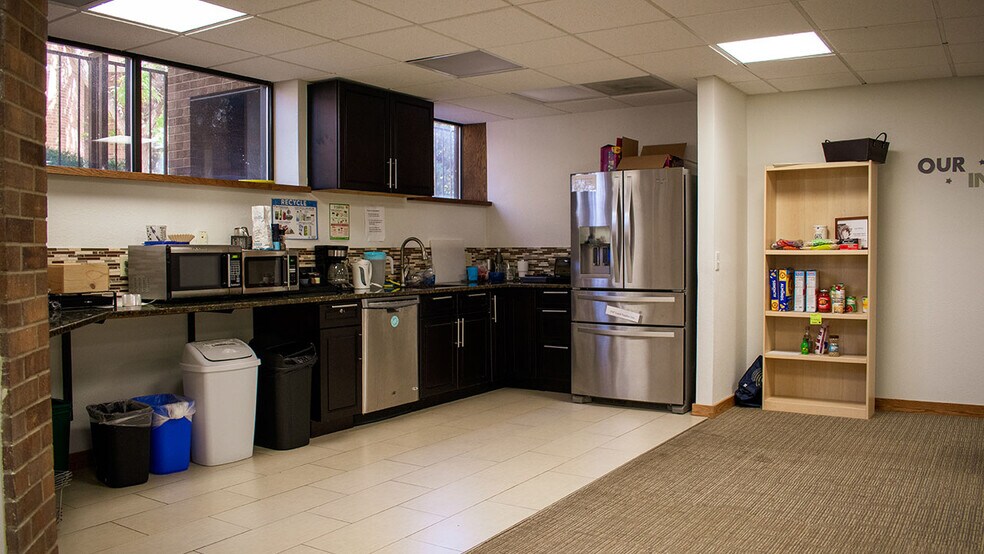 More Photos Of 3004 Arapahoe Ave, Boulder Office For Sale