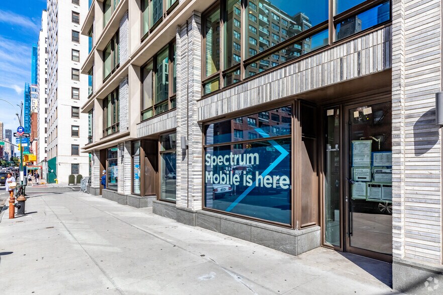 More Photos Of 261 3rd Ave, New York Apartments For Lease