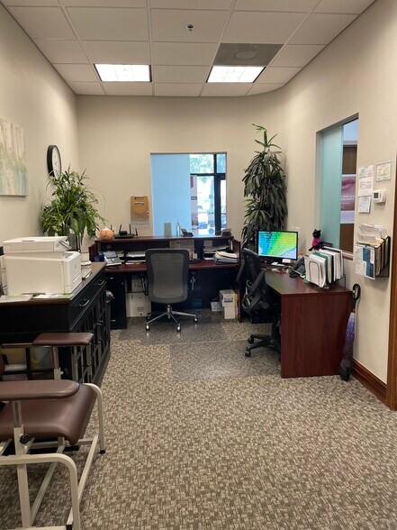 More Photos Of 14090 Metropolis Ave, Fort Myers Medical For Lease