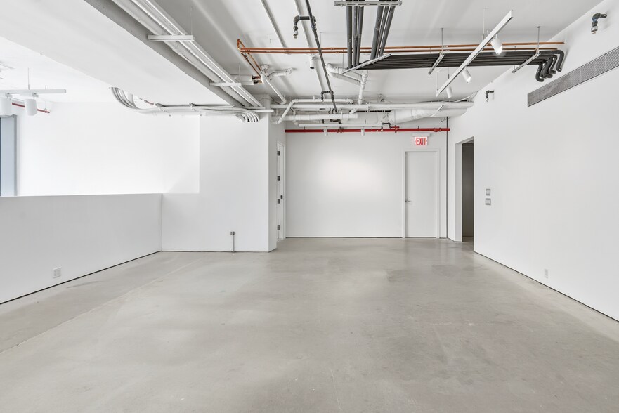 More Photos Of 260 Bowery, New York Apartments For Lease