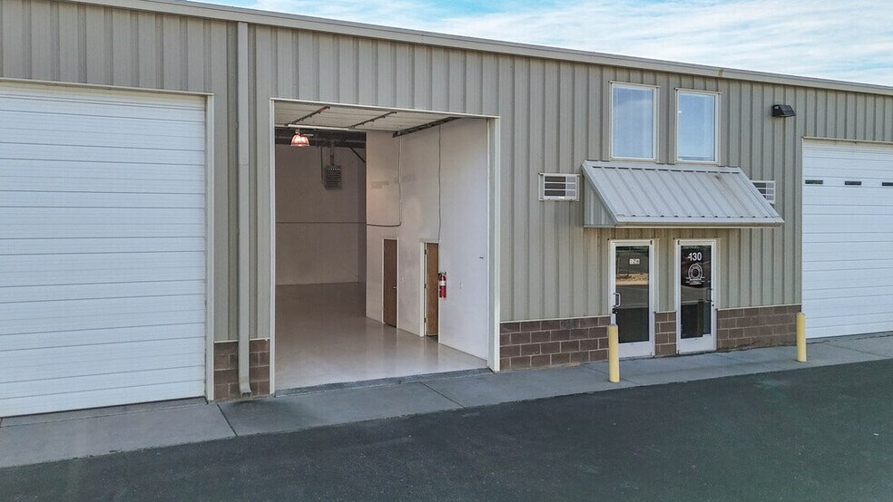 Primary Photo Of 200 12th St SW, Loveland Warehouse For Sale