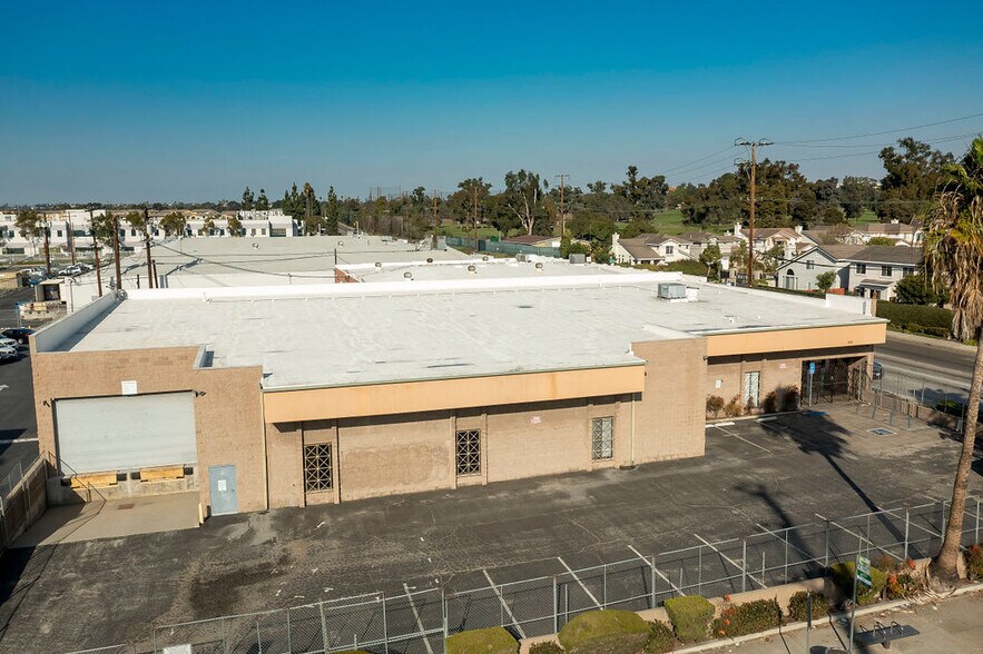 Primary Photo Of 2205-2215 W El Segundo Blvd, Hawthorne Warehouse For Lease