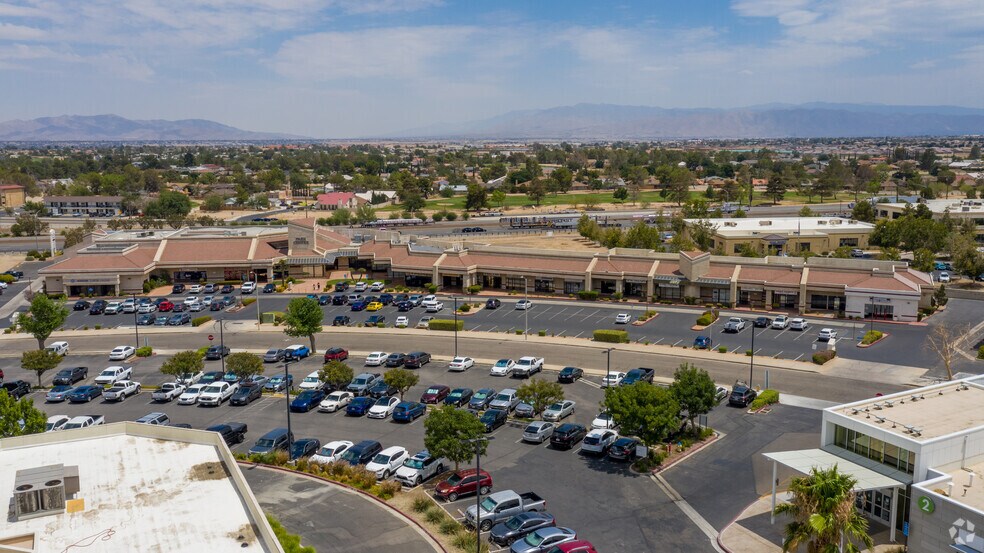 More Photos Of 15437 Anacapa Rd, Victorville Loft Creative Space For Lease