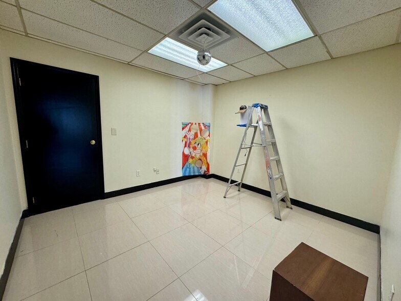 More Photos Of 1325 M St, Elmont Warehouse For Sale