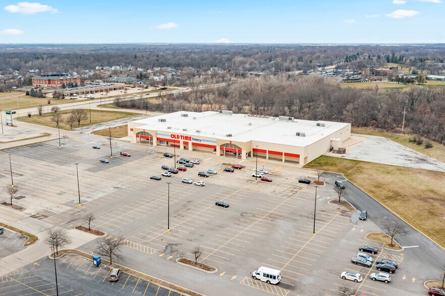 More Photos Of 1935 N Neltnor Blvd, West Chicago Freestanding For Sale