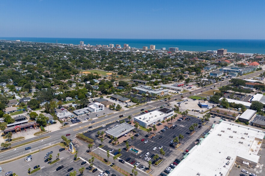 More Photos Of 1198 Beach Blvd, Jacksonville Beach Restaurant For Lease
