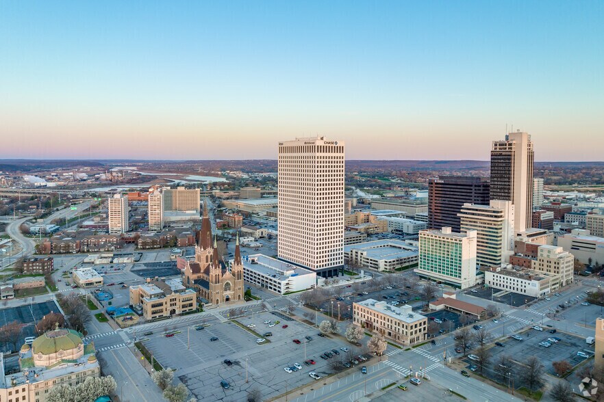 More Photos Of 110 W 7th St S, Tulsa Office For Lease