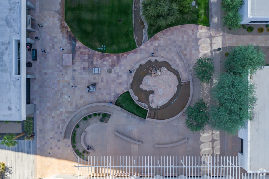 More Photos Of 3003 N Central Ave, Phoenix Office For Lease